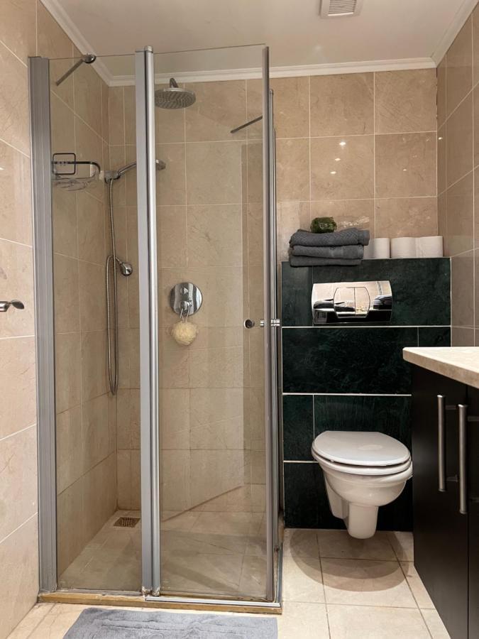 Appt Dans De Luxe Apartment *